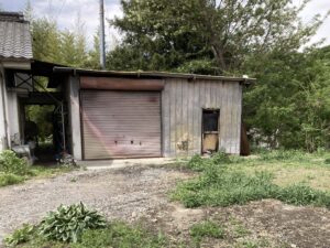 小諸小屋解体の写真
