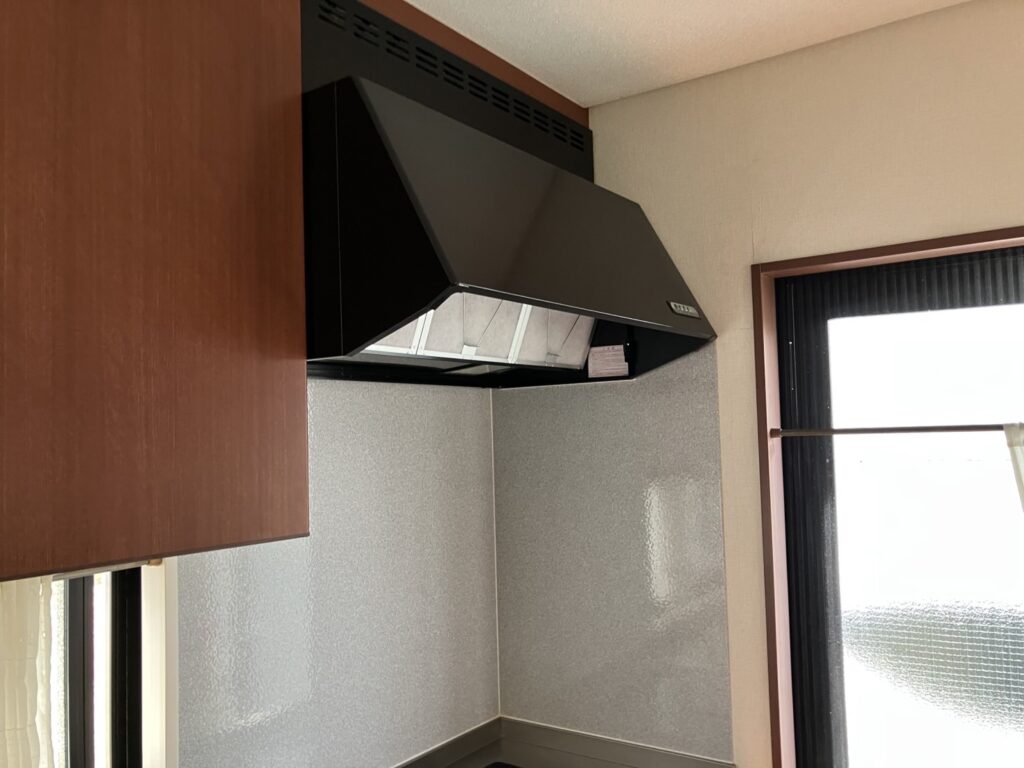 レンジフード取替の写真